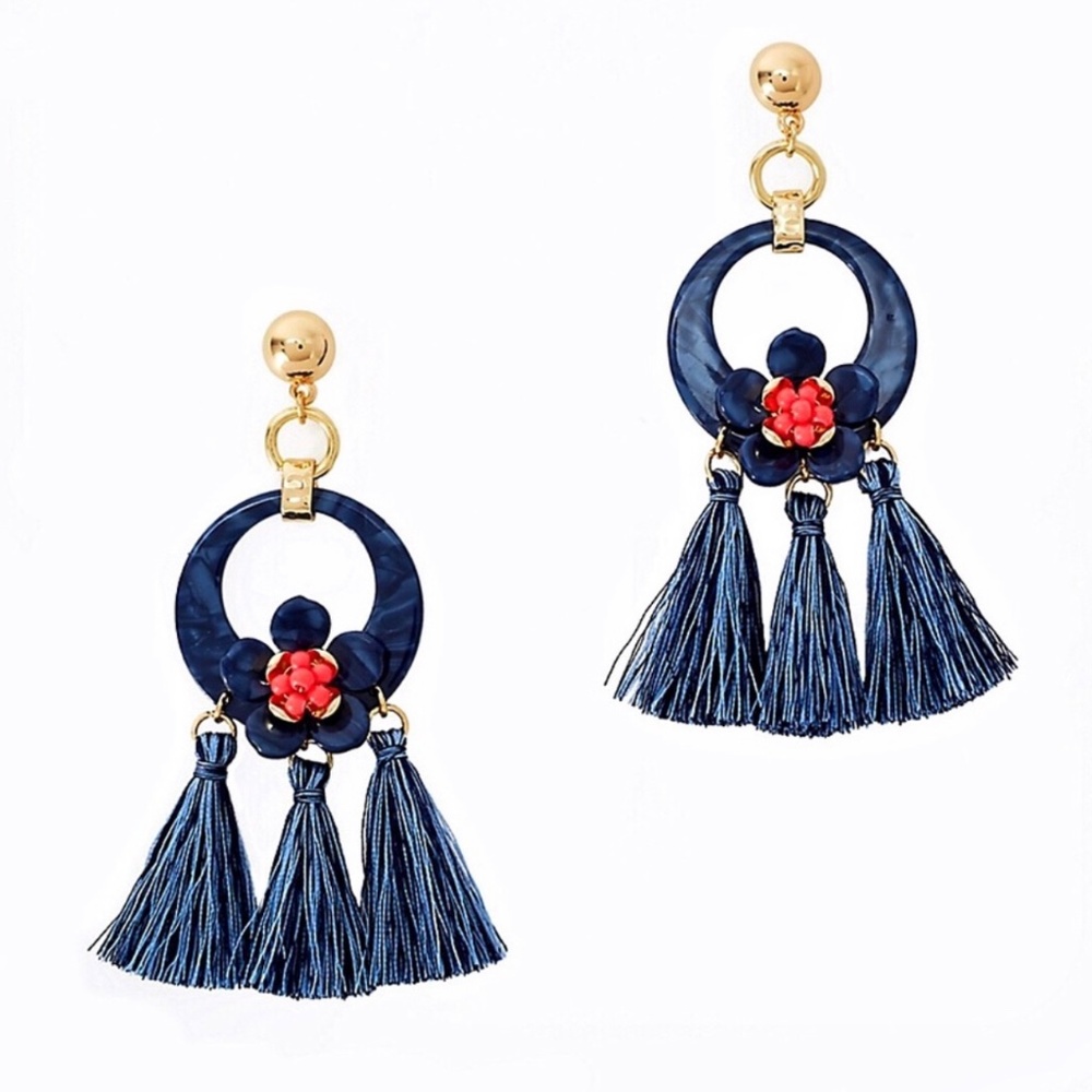 Lilly Pulitzer blue with pink center bead  earrings- USED ONCE